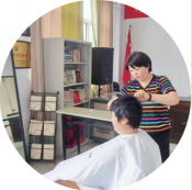 送上“头等”服务 温暖“奔跑的人”