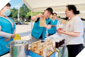助残义卖传温情