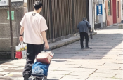 真情守护，爱心送餐暖桑榆 下市头社区：擦亮“悦老悦生活”品牌底色