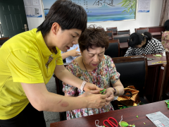 王大姐工作室一一走进龙尾山