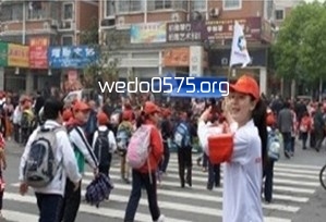 轻纺城小学门口交通秩序维护（第45期）