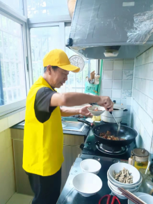 情暖你我——独居老人服务项目(一)