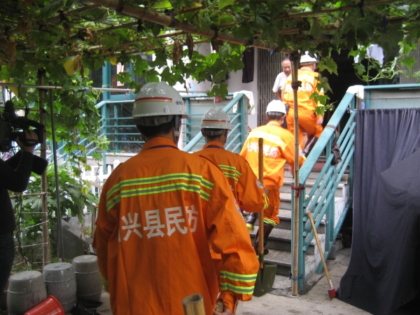 瓜渚湖社区——人防进社区活动