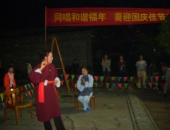 柯桥街道福年社区：“金色晚年 幸福福年”迎国庆 庆重阳专题晚会志愿活动
