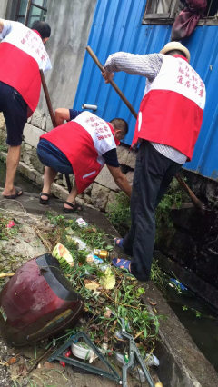 清洁河道 保护水源