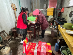 江桃村困难家庭慰问志愿活动