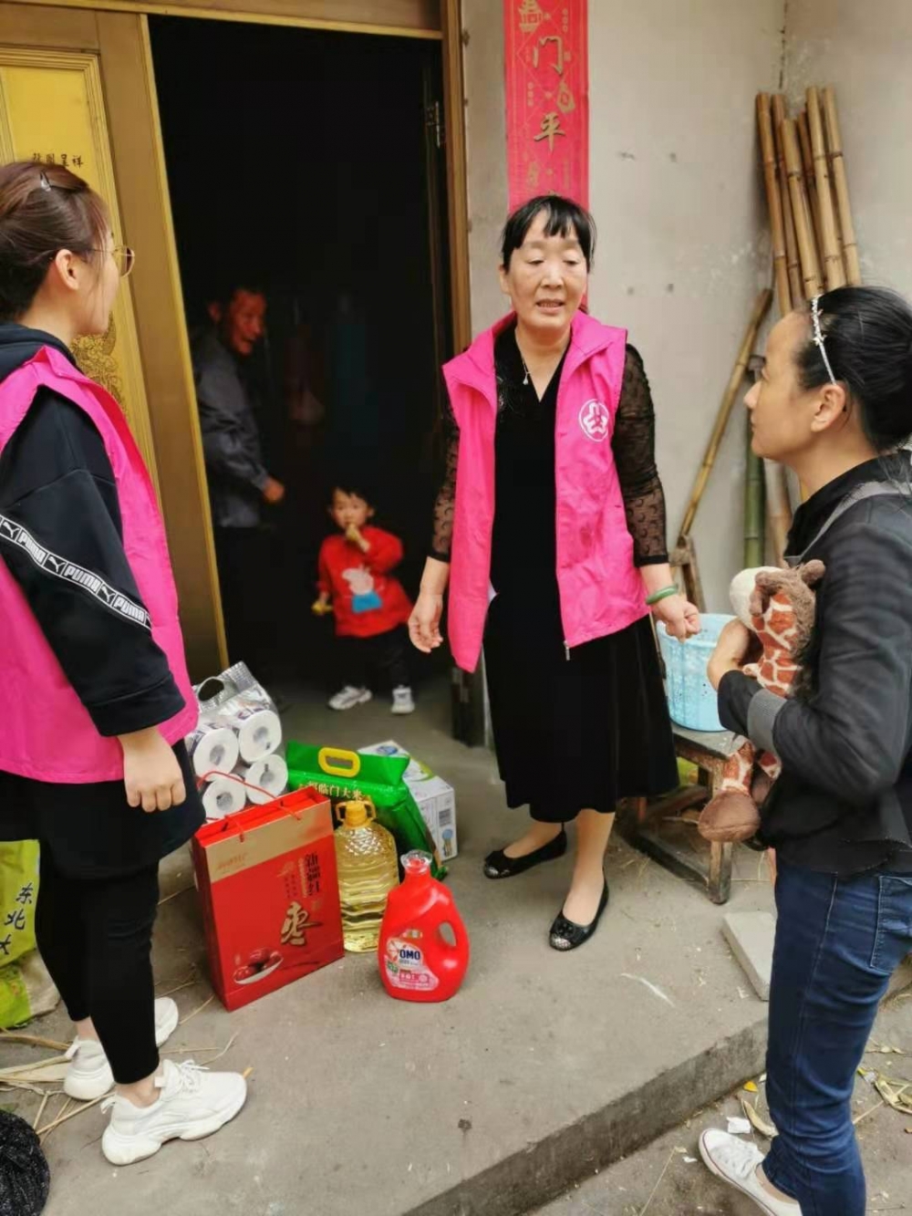 宋家店村困难群众慰问