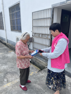 新横溪村开展禁毒知识宣传志愿活动