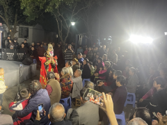 新横溪村开展“送文化进基层”做微笑有礼人惠民演出志愿活动