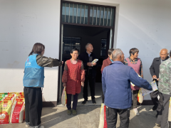 新横溪村开展“暖护身心，入户伴行”困难对象服务志愿活动