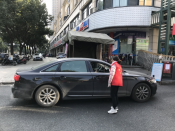 严守小门，筑牢防疫堡垒