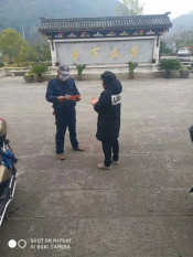 发放预防各类疾病宣传资料