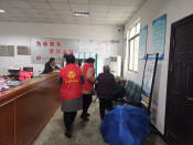 携助80周岁老人接种疫苗
