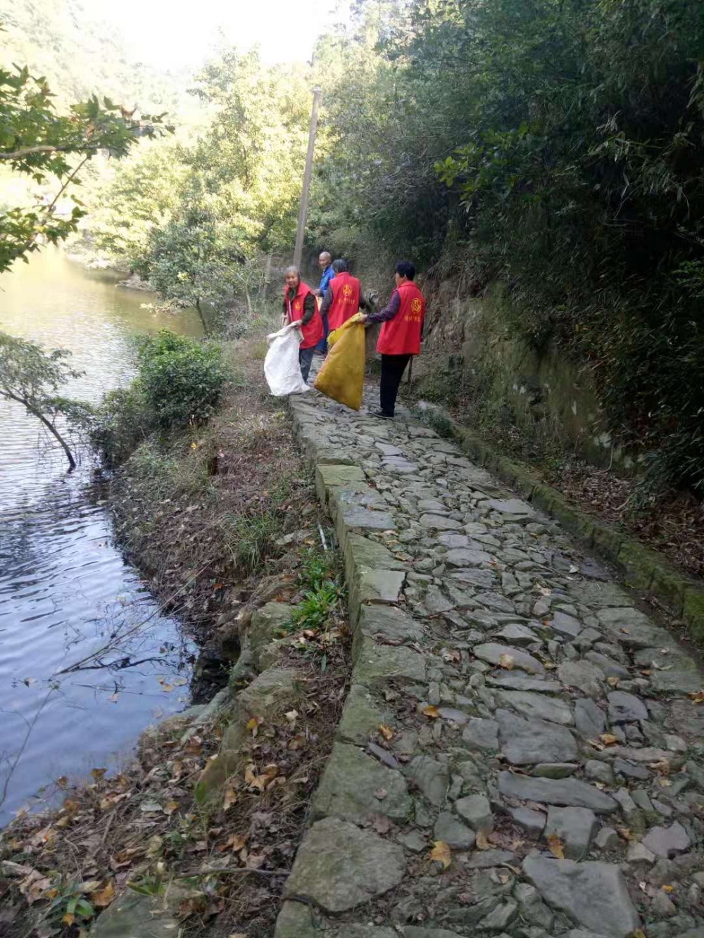 保山护水志愿活动