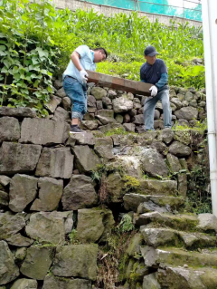 营口村卫生大扫除
