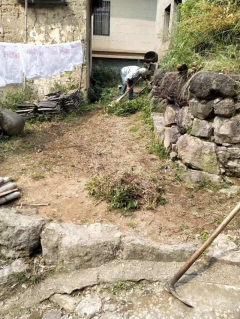 营口村卫生大扫除