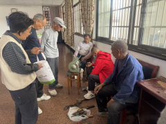 “关爱老年人”服务活动