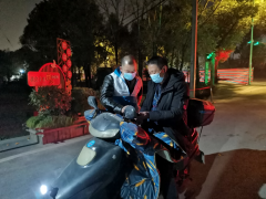 疫情防控守小门