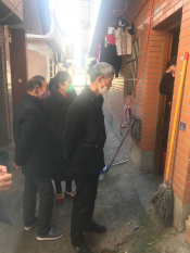 抗疫一线大家参与