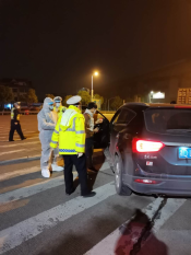 抗击新冠肺炎高速卡口志愿活动1