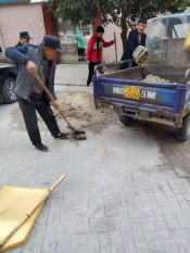 党员开展环境卫生整治志愿服务