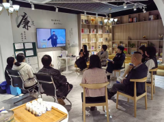 新中泽社区开展书香润邻里共读好时光