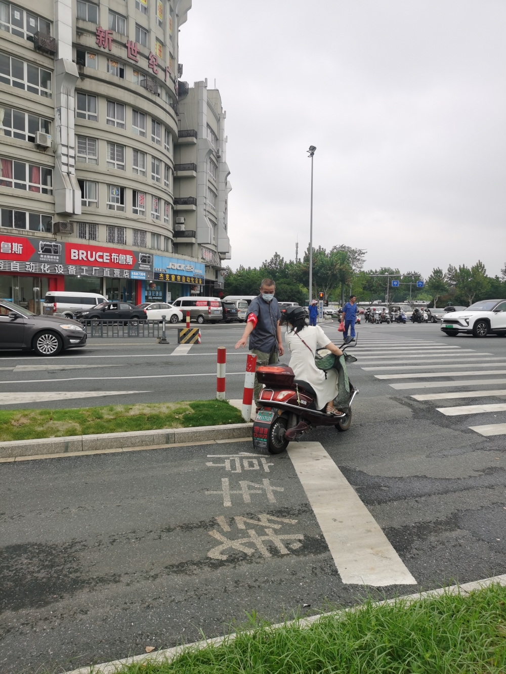 “浙江有礼•柯桥有爱”文明劝导志愿服务（一））