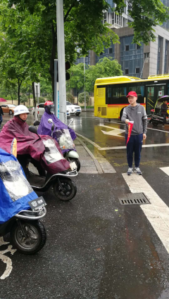 文明交通劝导活动