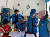 向阳花开公益服务中心实地走访结对助学学生