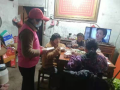 挨家挨户上门摸排
