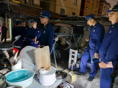 汛桥街道建吴居出租房消防安全志愿活动