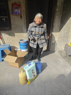 慰问低保户志愿活动