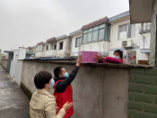 慰问卡口执勤