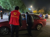 防控疫情守好小门