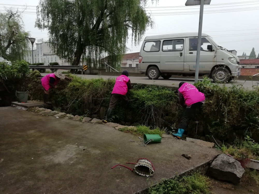 除杂草，清沟渠