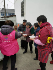 腊八送温暖