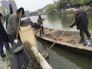 下市头社区环境整治-河道踏道活动