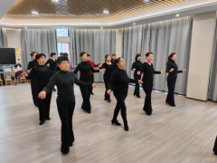 禹会社区开展老年活动培训活动