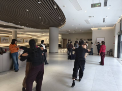 禹会社区开展交谊舞培训活动