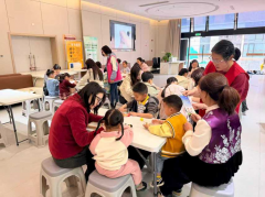 禹会社区开展亲子活动