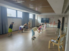 禹会社区开展街舞活动