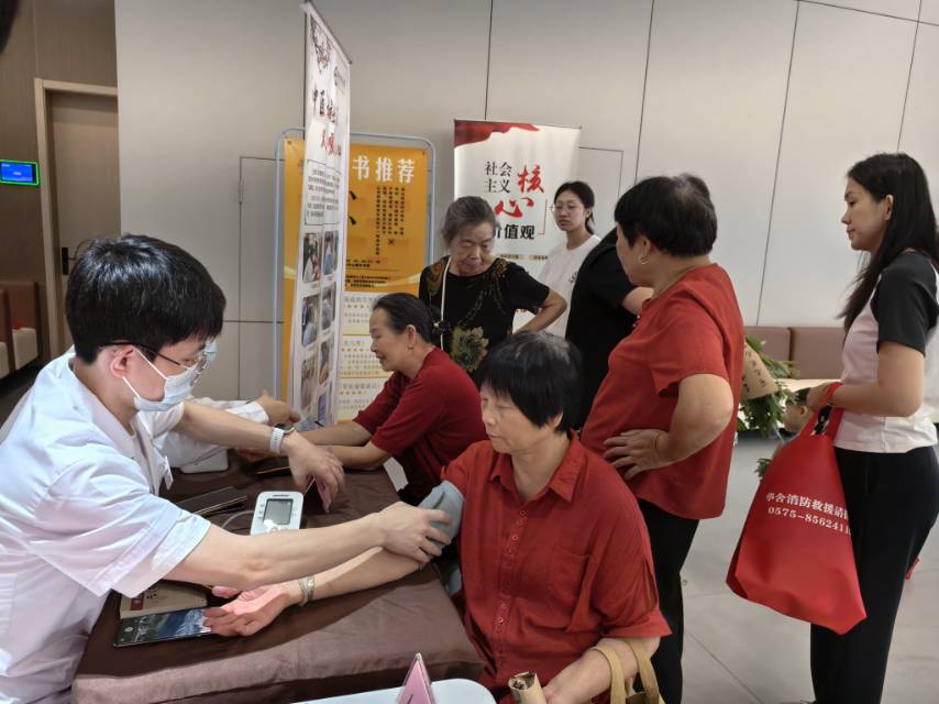 禹会社区开展义诊活动 禹会社区开展义诊活动