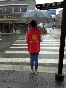 “礼让斑马线、文明过马路”志愿服务活动