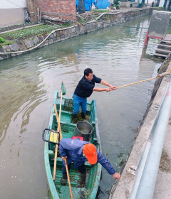 合力居河道垃圾清理志愿服务活动