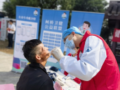 夏履分院集镇广场重阳节义诊活动