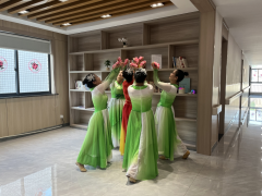 寺桥村开展“情暖双节 关爱老人”主题志愿服务活动