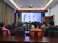 2026年6月1日下午，寺桥村新时代文明实践站开展“扫黄打非·守护清朗家园”主题宣传活动。活动立足乡土特色，以文艺宣讲为载体，志愿者依托儿童节在文化礼堂、文化广场通过快板、三句半、戏曲传唱、少儿童谣等群众喜闻乐见的形式普及相关知识，现场摆放宣传展板、分发宣传资料，细致讲解非法出版物、不良短视频带来的危害