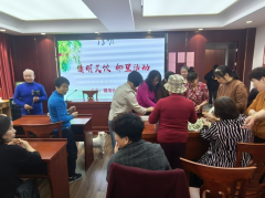 传承清明文化 制作艾饺活动