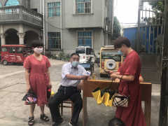 检查疫情防控工作