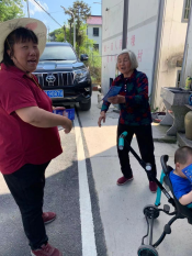 发放反诈骗宣传资料